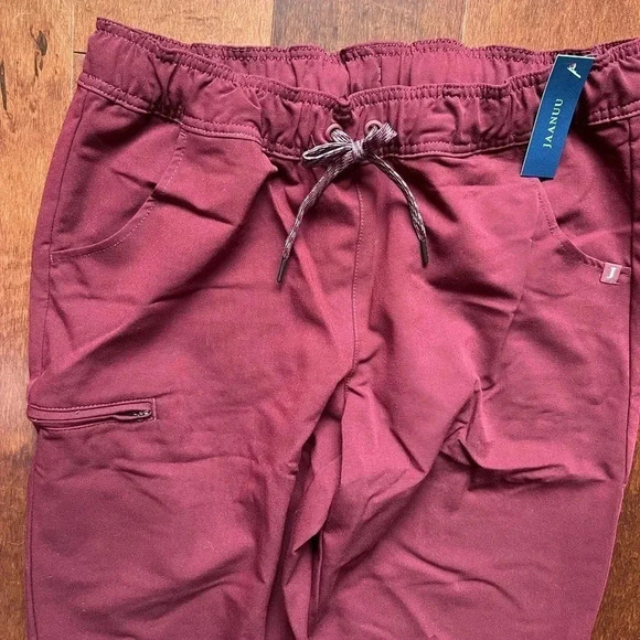 NWT Jaanuu Women's Size Medium Wine 5 Pocket Skinny Scrub Jogger Pants - Picture 3 of 12